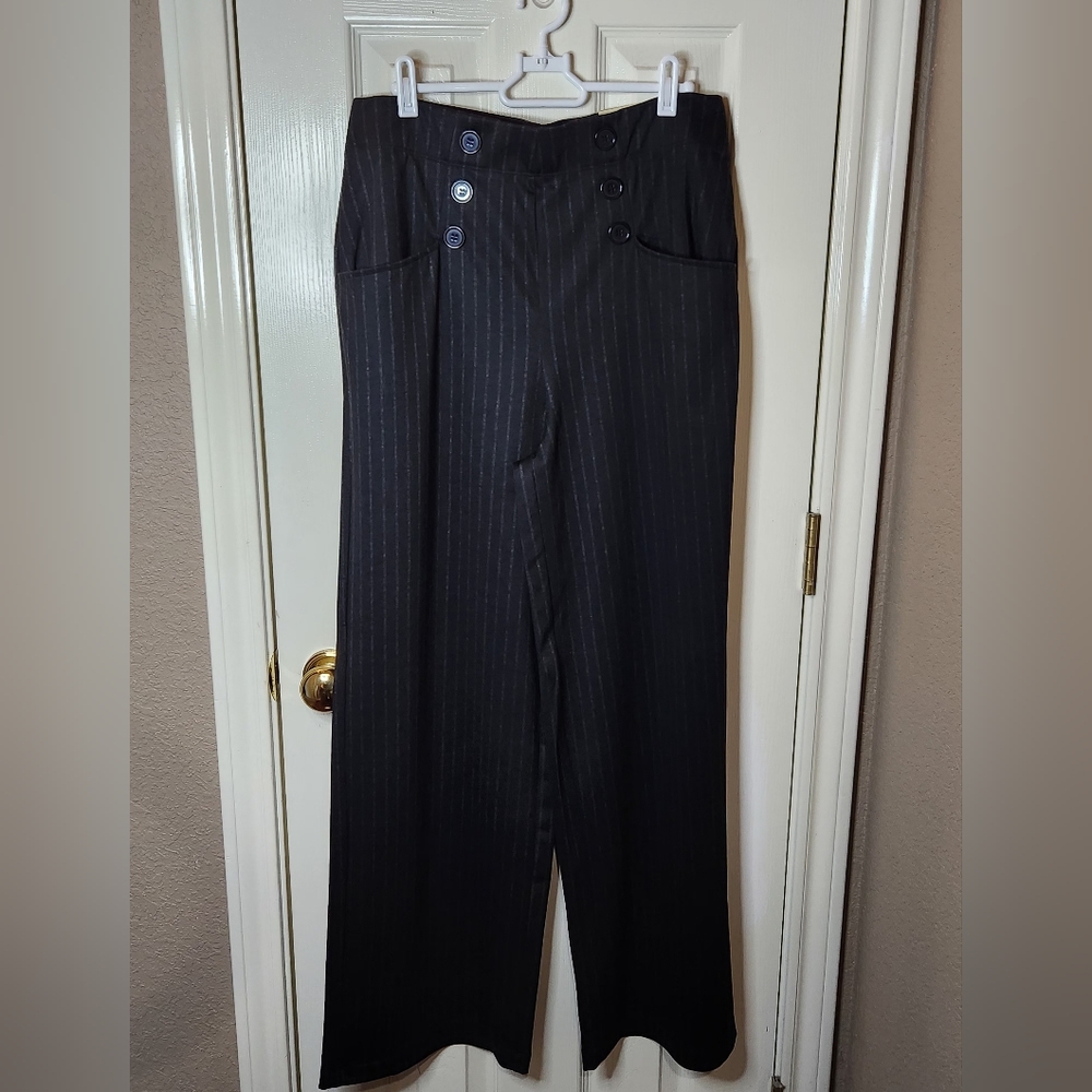 Max Studio High Rise, Wide-legged Black Pinstripe Sailor Pants. NWT. Size L.